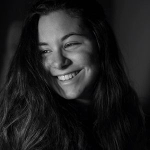 Meet your Posher, Valentina